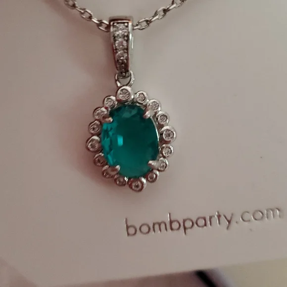 Bomb Party OG Necklace - Picture 2 of 3